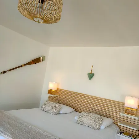 Emeraude Guest house *